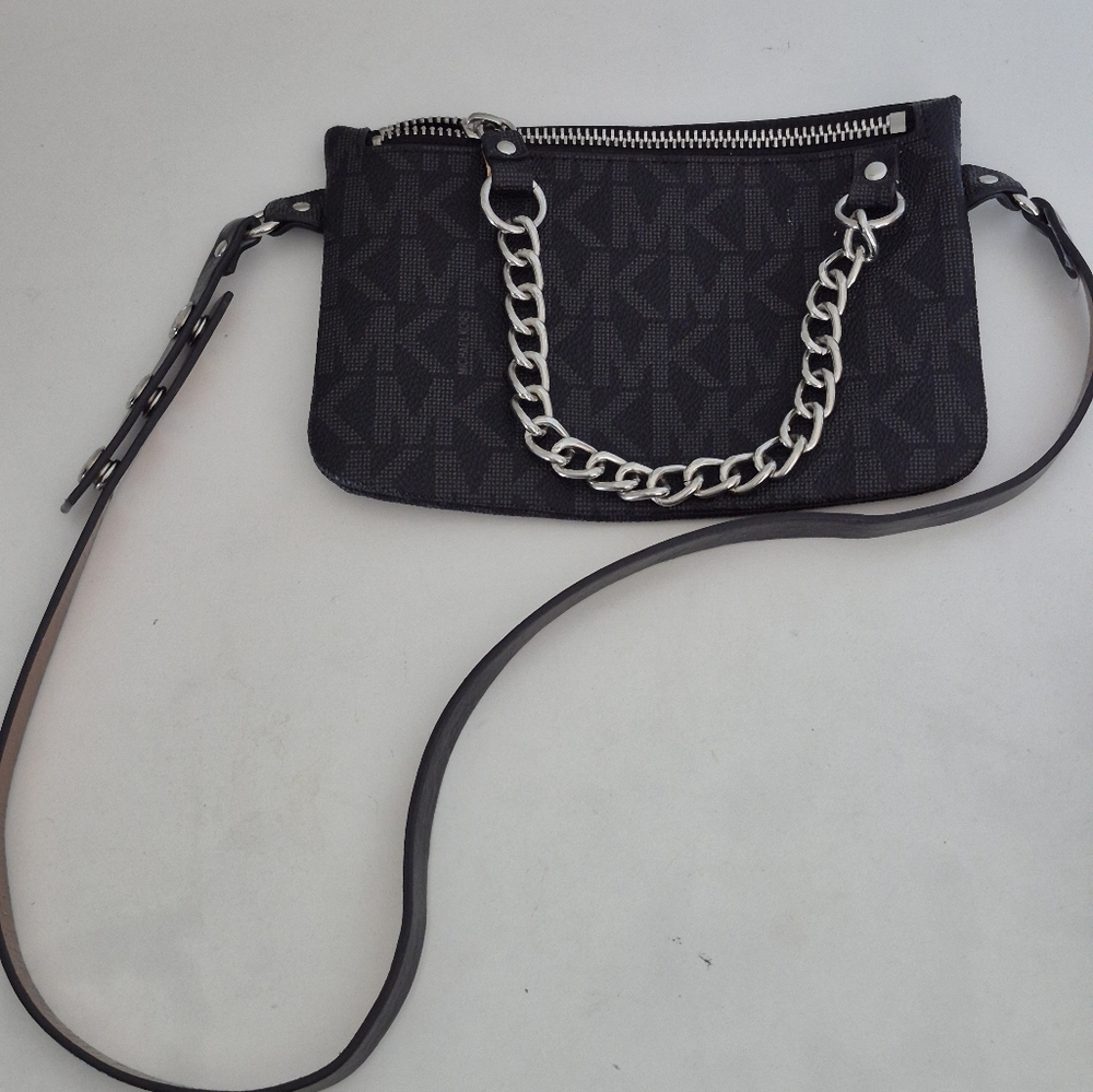 Black Michael Kors Chain Strap Women's Belt Bag